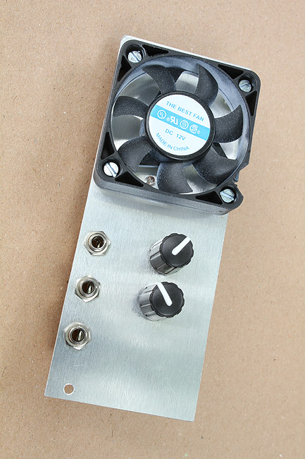 Eurorack-synthfan-01